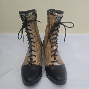 L'Artiste Quintus hand-painted, tan/blk leather lace-up boot, Sz. 36/ 5.5, New